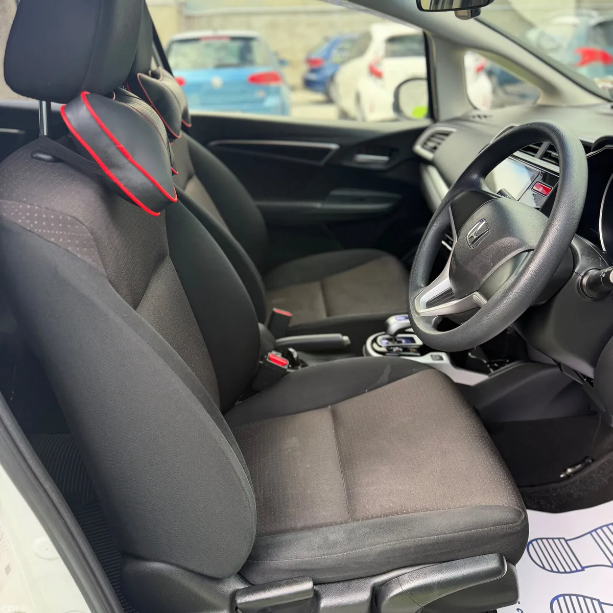 Honda Fit Hatchback, Petrol Hybrid, 2015, White