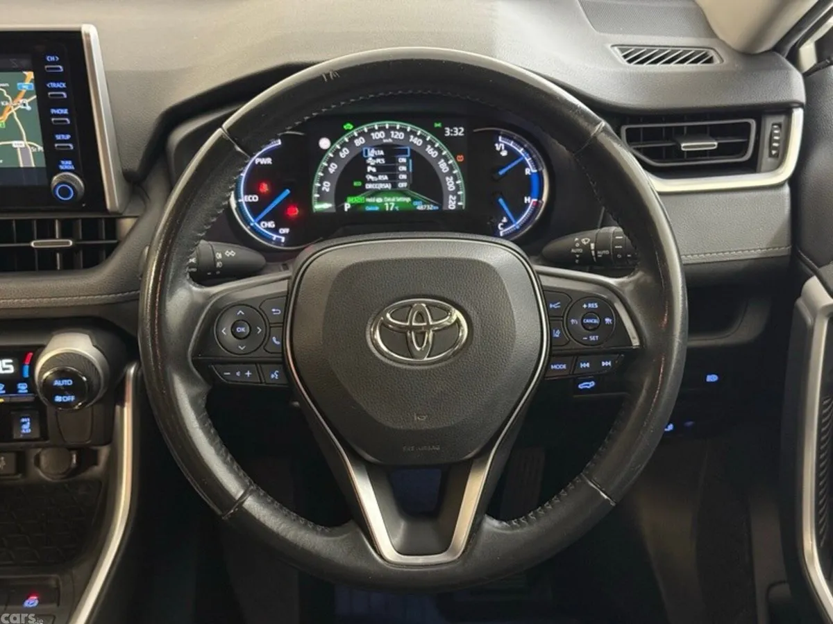 Toyota RAV4 SUV, Petrol Hybrid, 2022, White