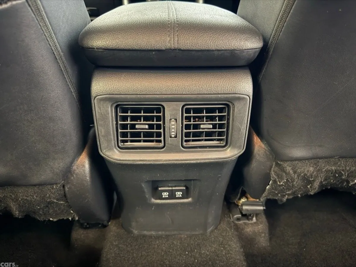 Toyota RAV4 SUV, Petrol Hybrid, 2022, White
