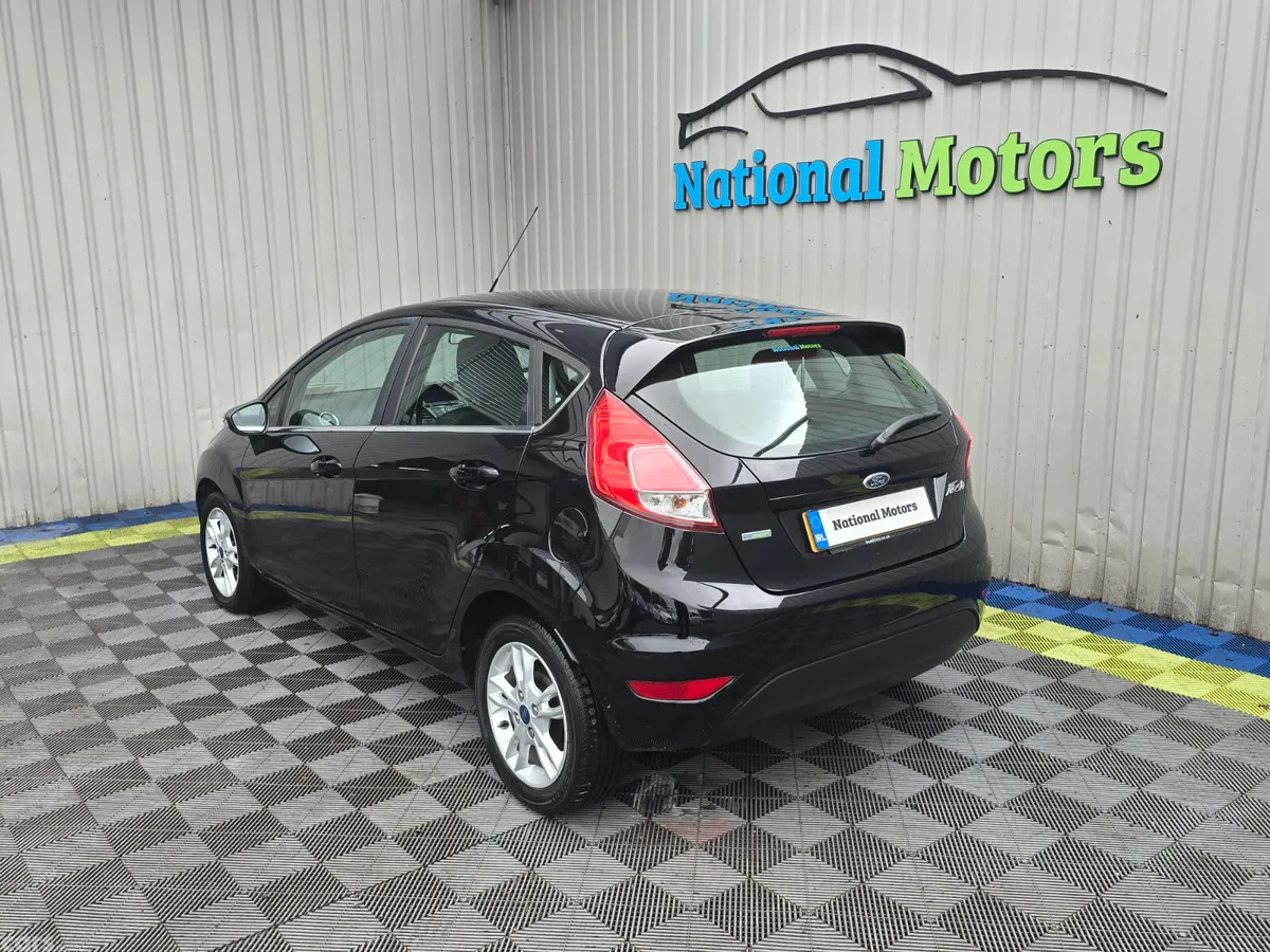 Ford Fiesta Hatchback, Petrol, 2016, Black