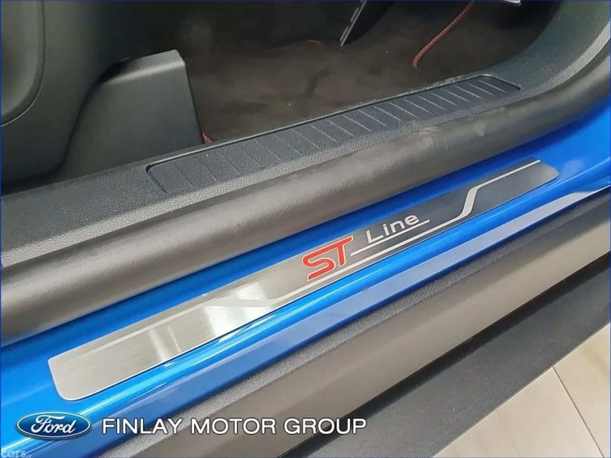 Ford Kuga SUV, Petrol Plug-in Hybrid, 2027, Blue