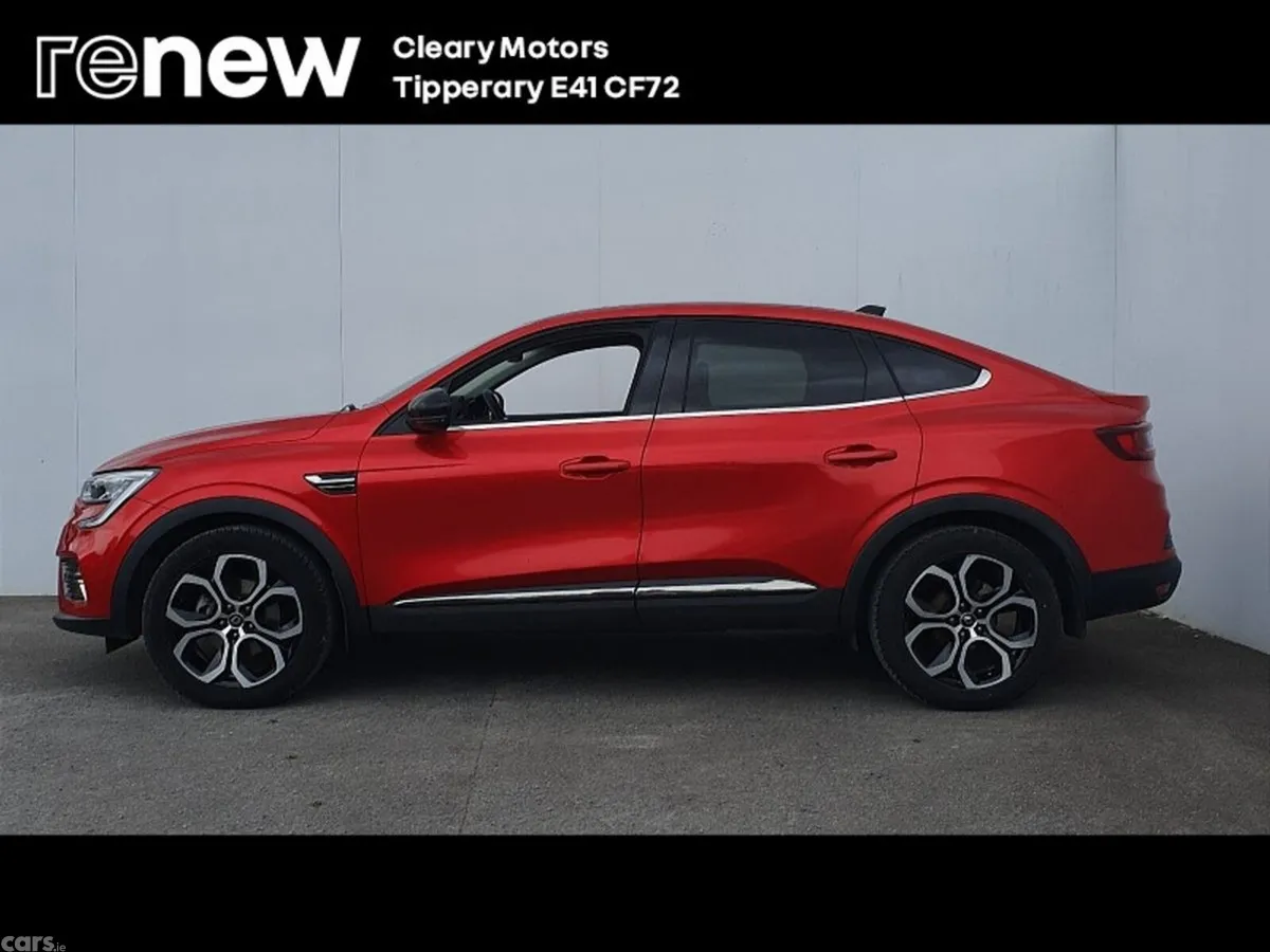 Renault Arkana Hatchback, Petrol, 2024, Red