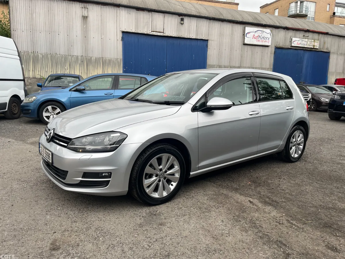 Volkswagen Golf Hatchback, Petrol, 2015, Silver