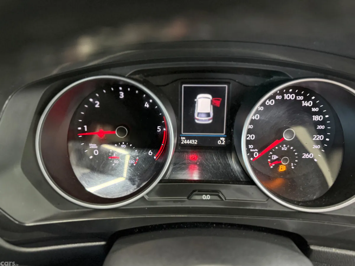 Volkswagen Tiguan SUV, Diesel, 2018, Grey