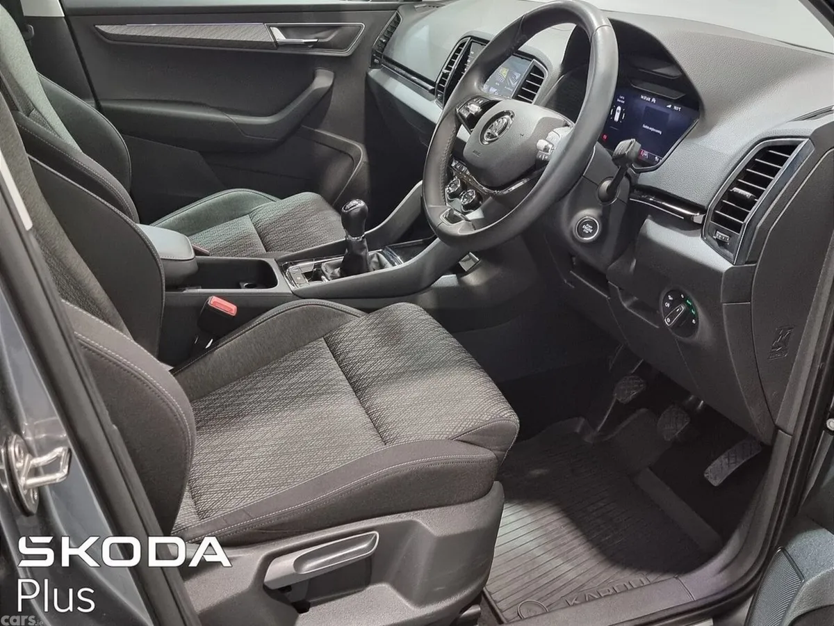 Skoda Karoq SUV, Diesel, 2024, Grey
