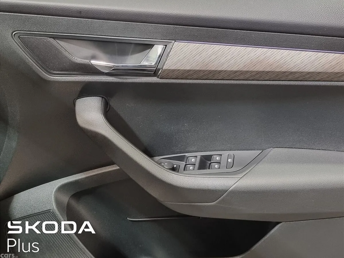 Skoda Karoq SUV, Diesel, 2024, Grey