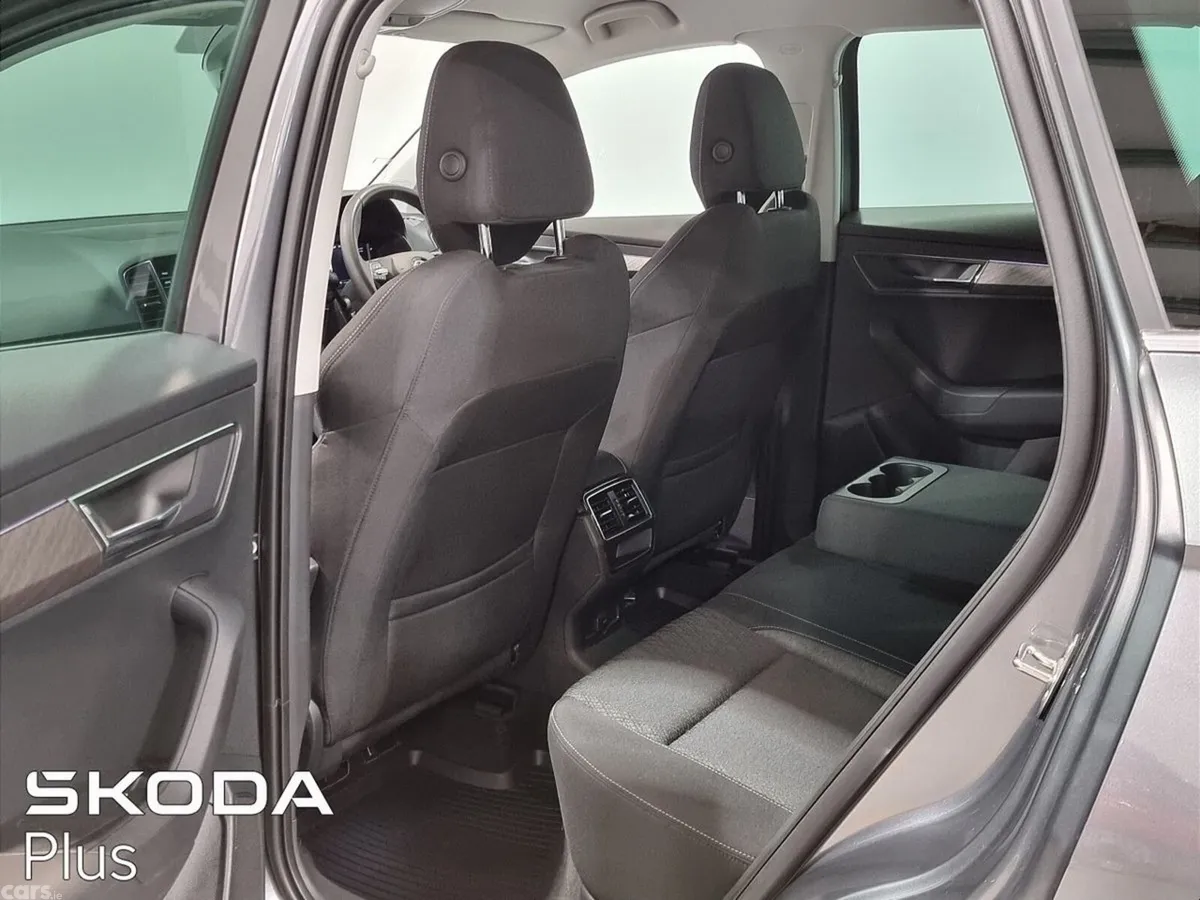 Skoda Karoq SUV, Diesel, 2024, Grey