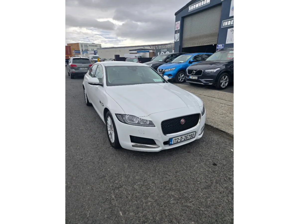 Jaguar XF Saloon, Diesel, 2017, White