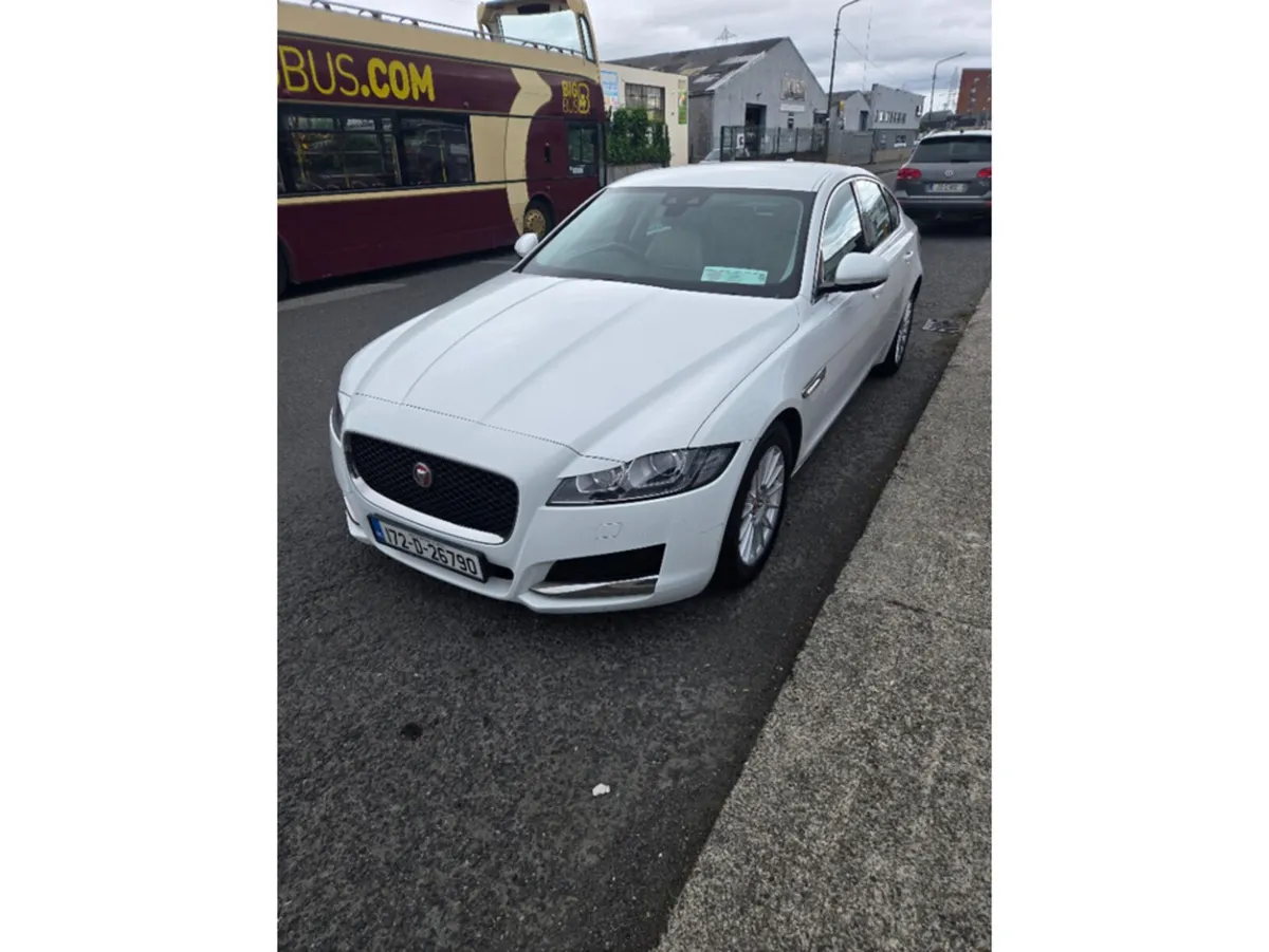 Jaguar XF Saloon, Diesel, 2017, White