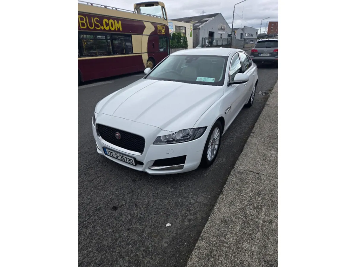 Jaguar XF Saloon, Diesel, 2017, White