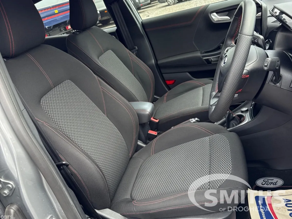 Ford Puma MPV, Petrol Hybrid, 2023, Grey