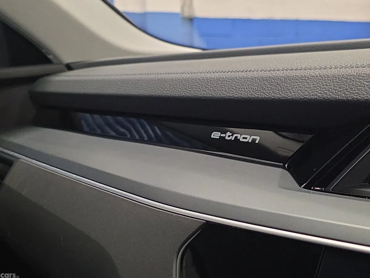 Audi Q8 e-tron SUV, Electric, 2023, Black