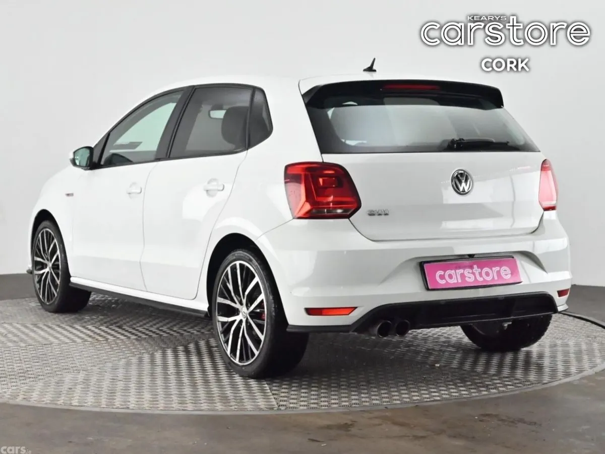Volkswagen Polo Hatchback, Petrol, 2016, White