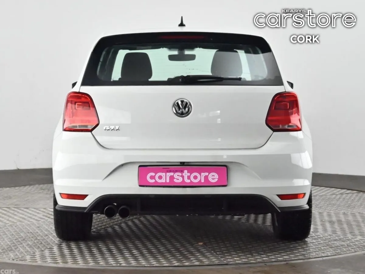 Volkswagen Polo Hatchback, Petrol, 2016, White