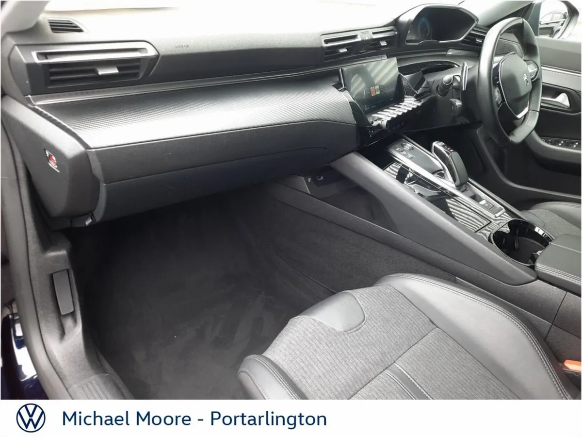 Peugeot 508 Hatchback, Petrol Plug-in Hybrid, 2022, Blue