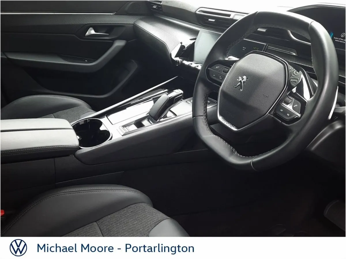 Peugeot 508 Hatchback, Petrol Plug-in Hybrid, 2022, Blue