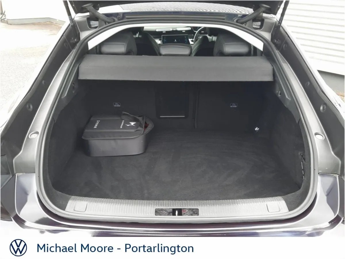 Peugeot 508 Hatchback, Petrol Plug-in Hybrid, 2022, Blue