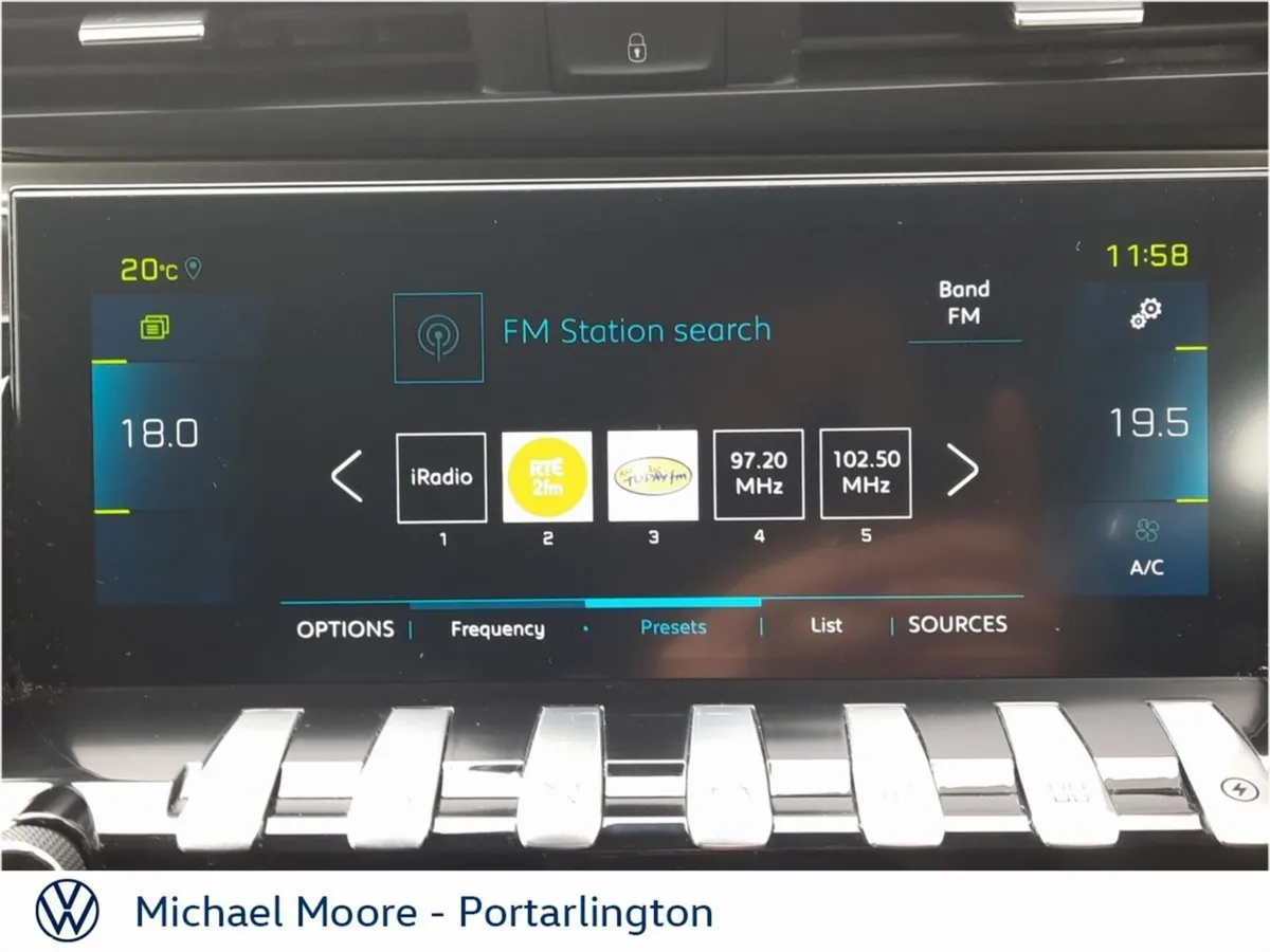 Peugeot 508 Hatchback, Petrol Plug-in Hybrid, 2022, Blue