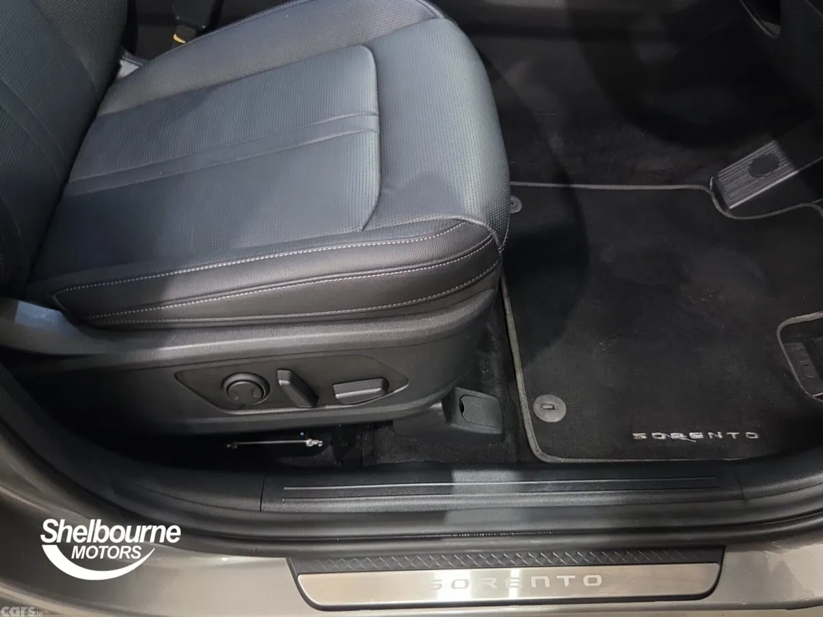 Kia Sorento SUV, Diesel, 2025, Grey