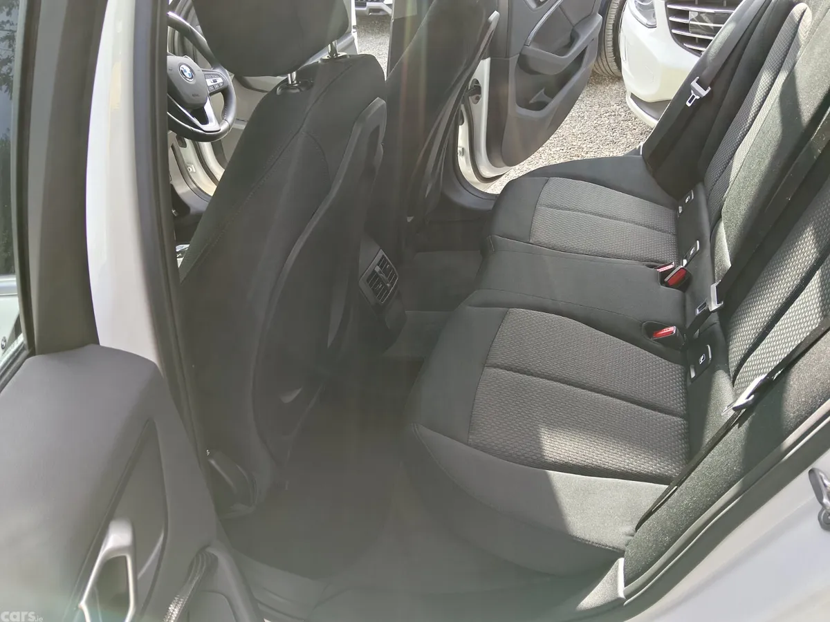 BMW 1-Series Hatchback, Diesel, 2021, White