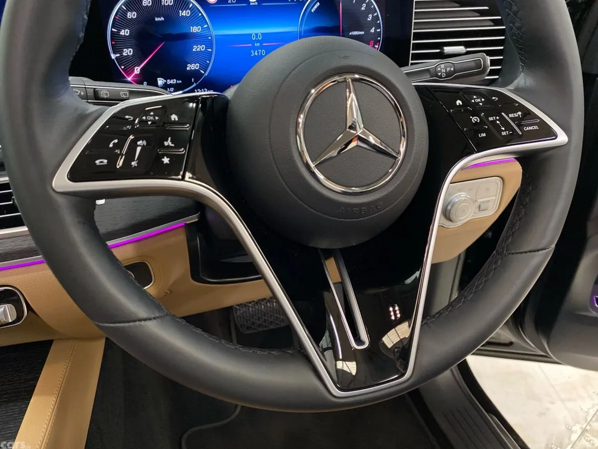 Mercedes-Benz GLE SUV, Diesel Plug-in Hybrid, 2026, Black