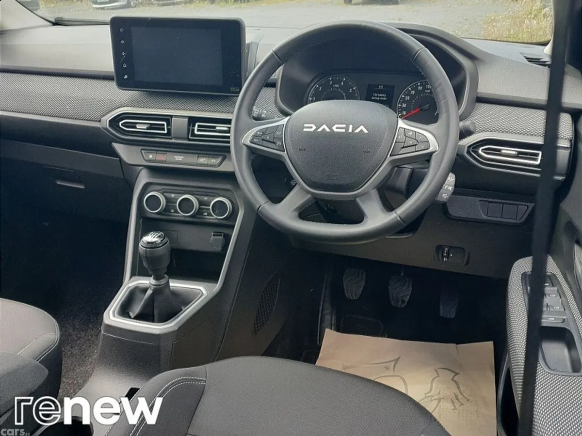 Dacia Jogger MPV, Petrol, 2024, Grey