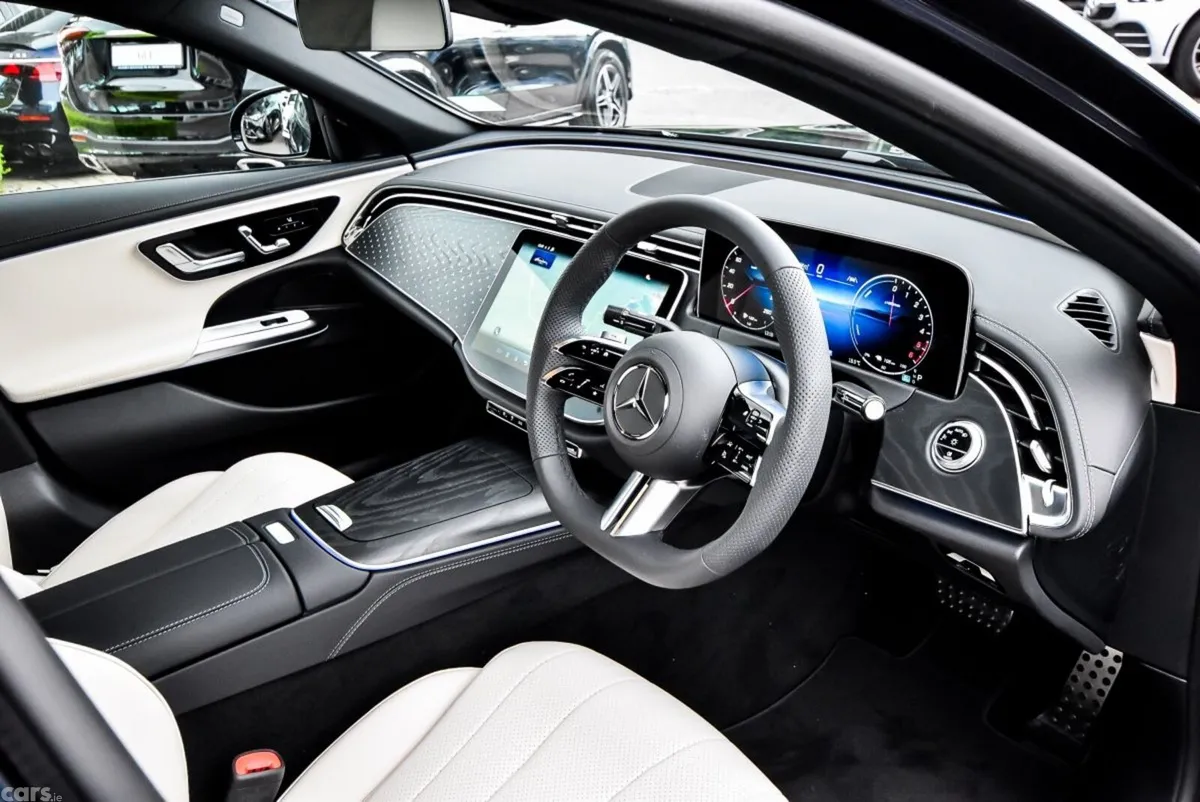 Mercedes-Benz E-Class Saloon, Diesel Plug-in Hybrid, 2026, Blue