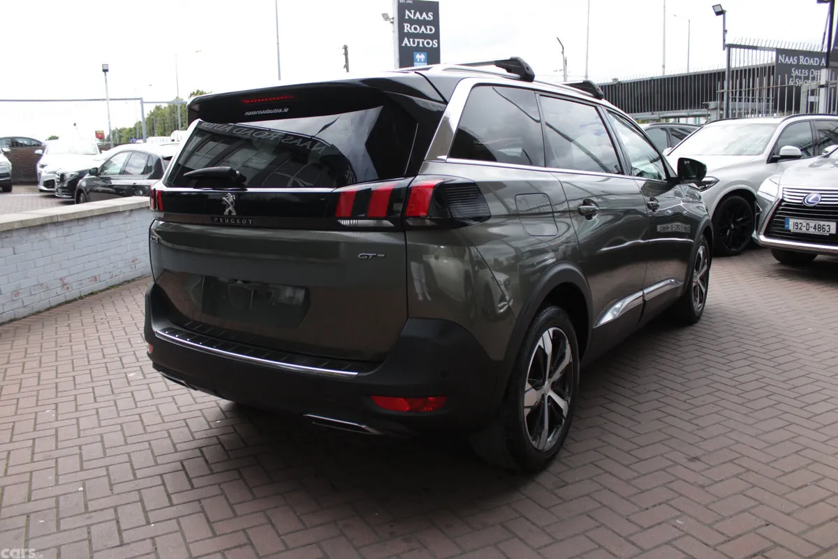 Peugeot 5008 MPV, Diesel, 2018, Grey