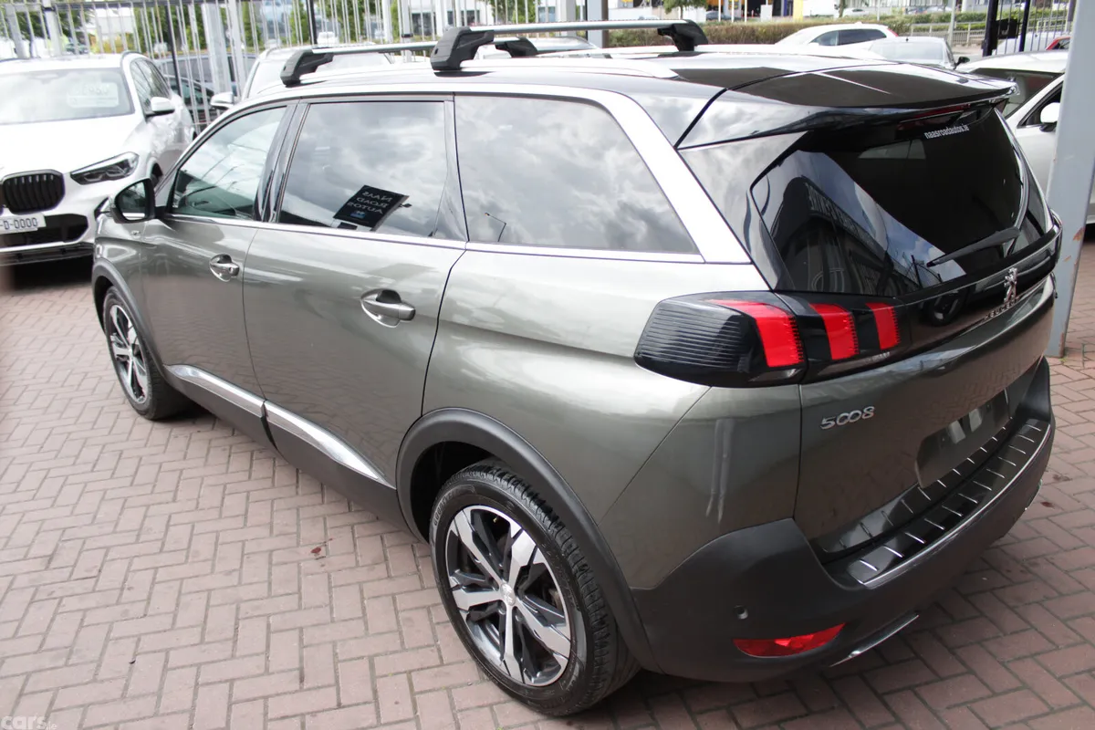 Peugeot 5008 MPV, Diesel, 2018, Grey