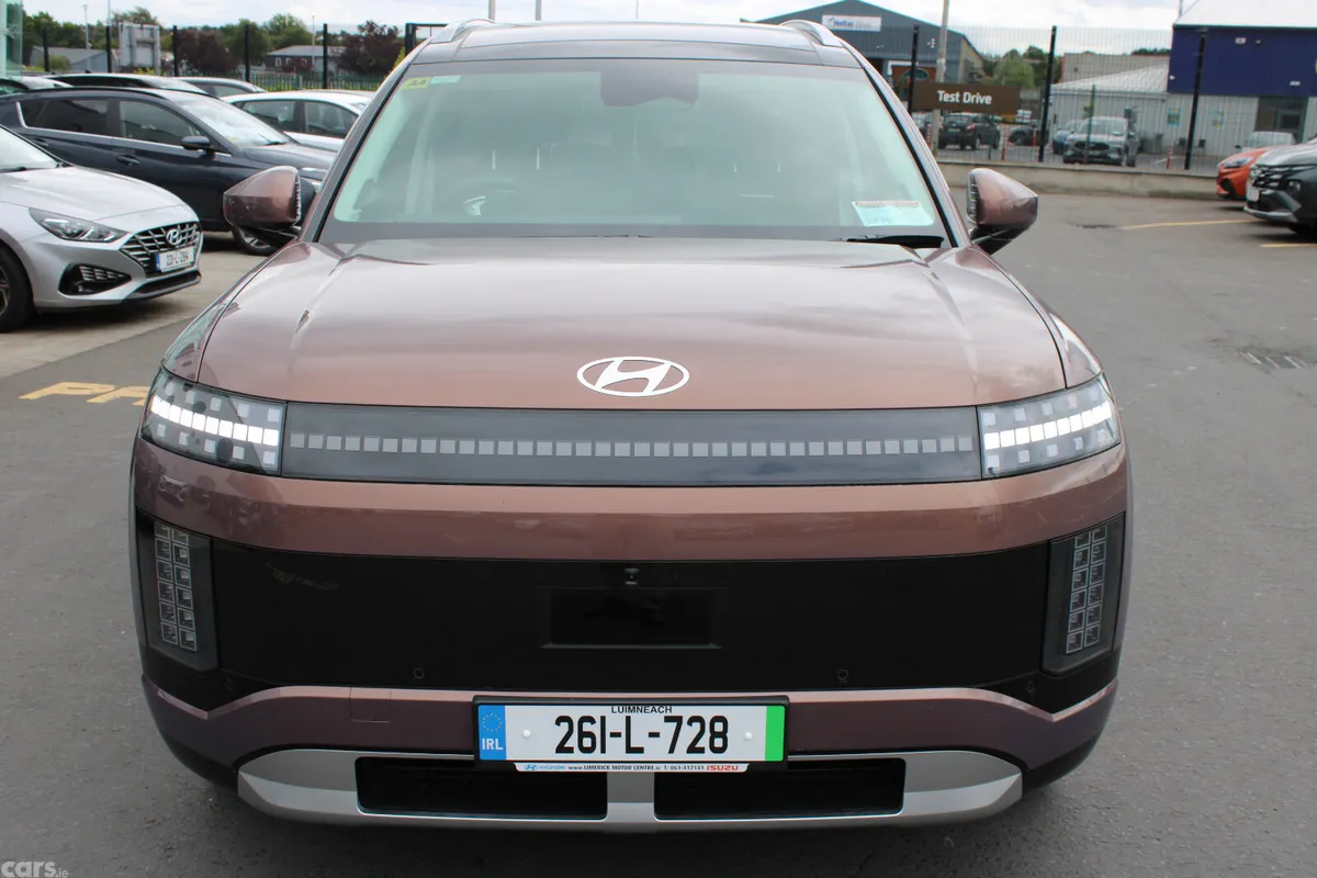 Hyundai IONIQ 9 MPV, Electric, 2026, Brown