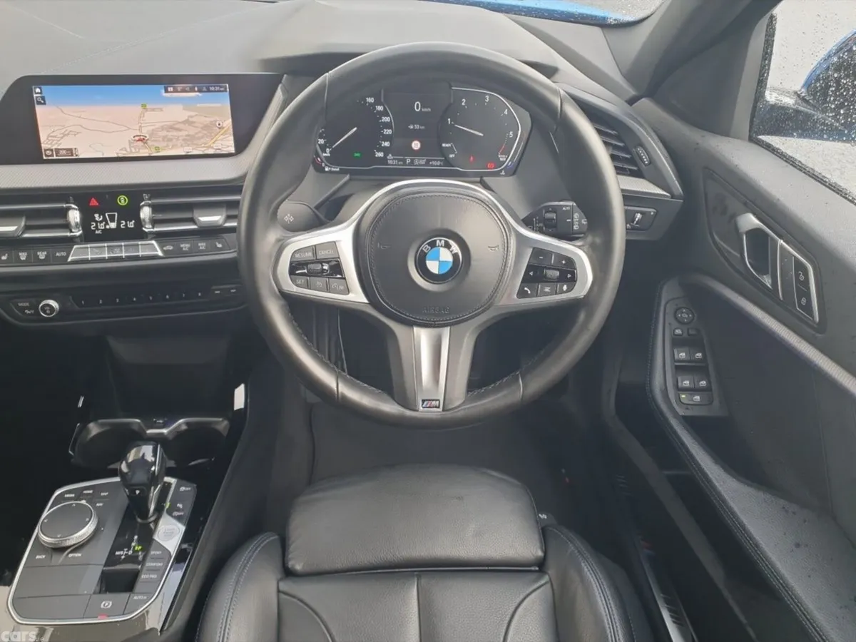 BMW 1-Series Hatchback, Diesel, 2021, Blue