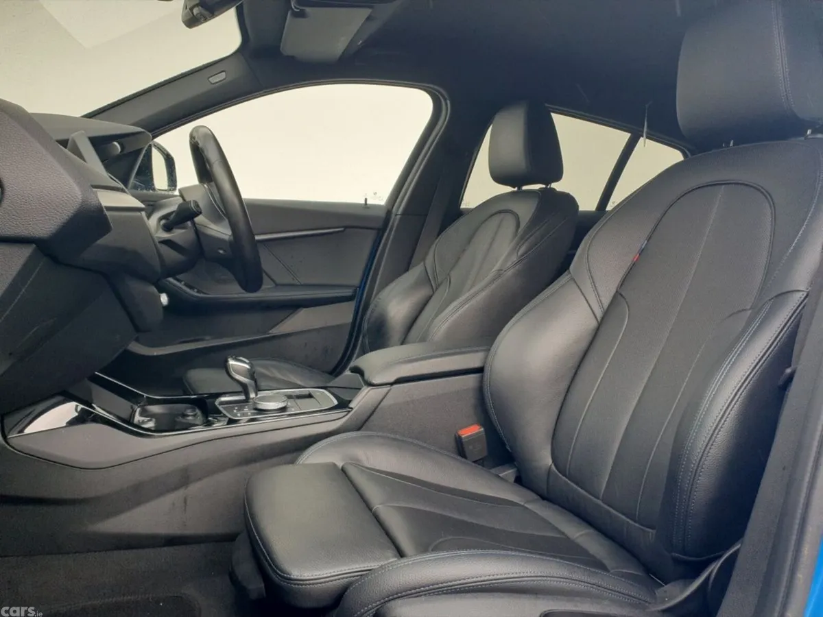 BMW 1-Series Hatchback, Diesel, 2021, Blue