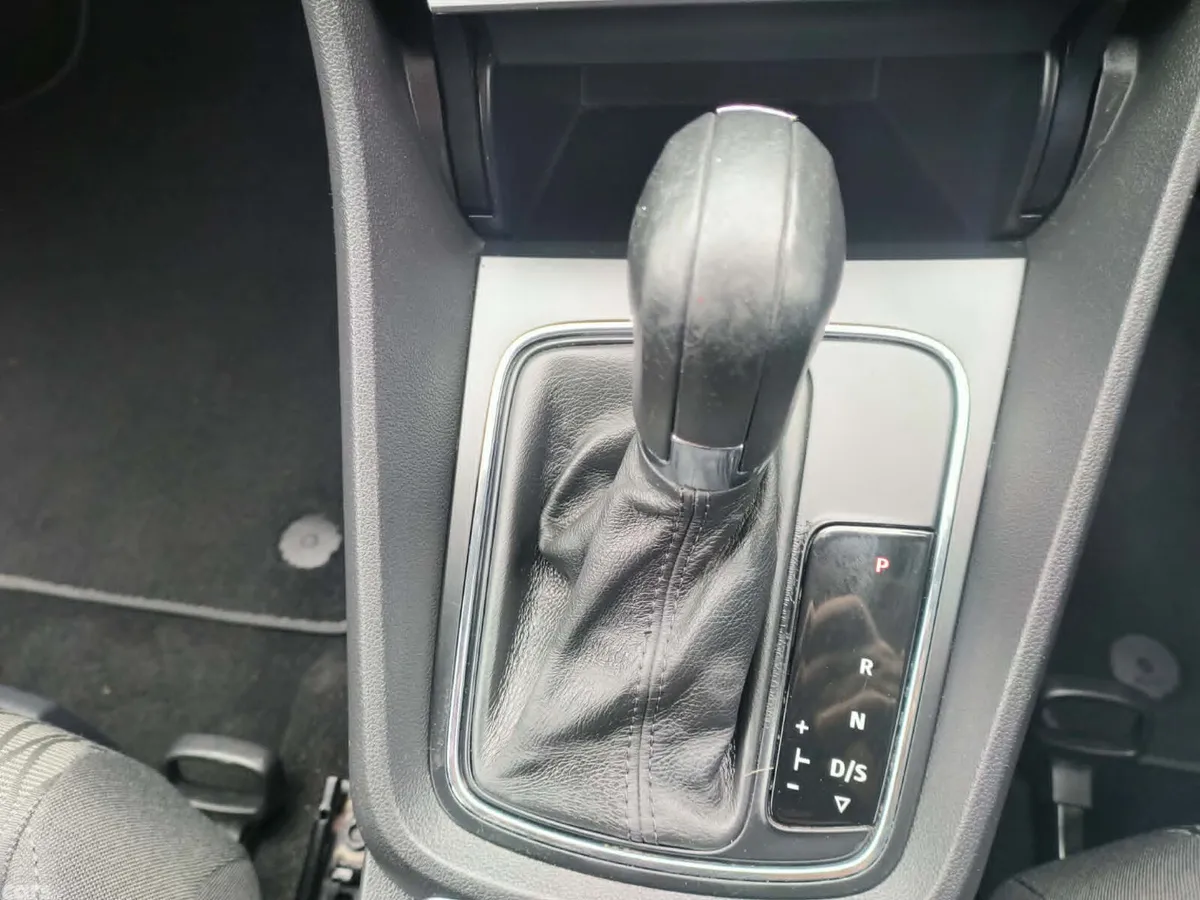 SEAT Leon Estate, Diesel, 2015, Grey