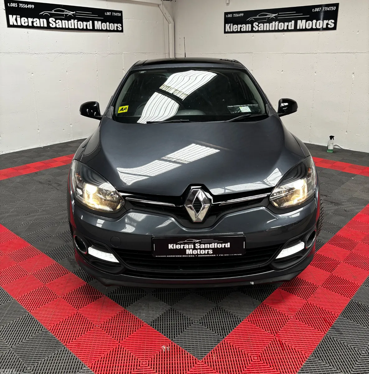 Renault Megane Hatchback, Diesel, 2015, Grey
