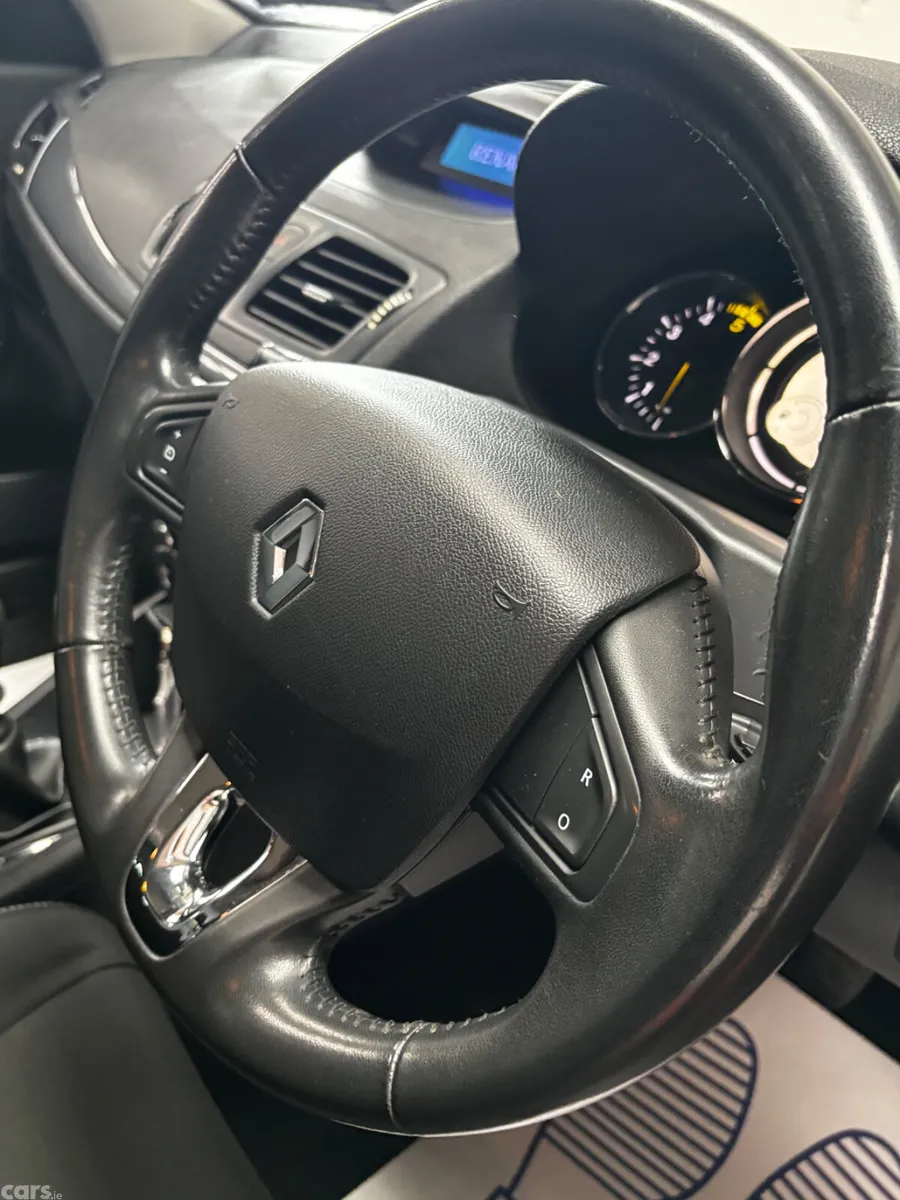 Renault Megane Hatchback, Diesel, 2015, Grey