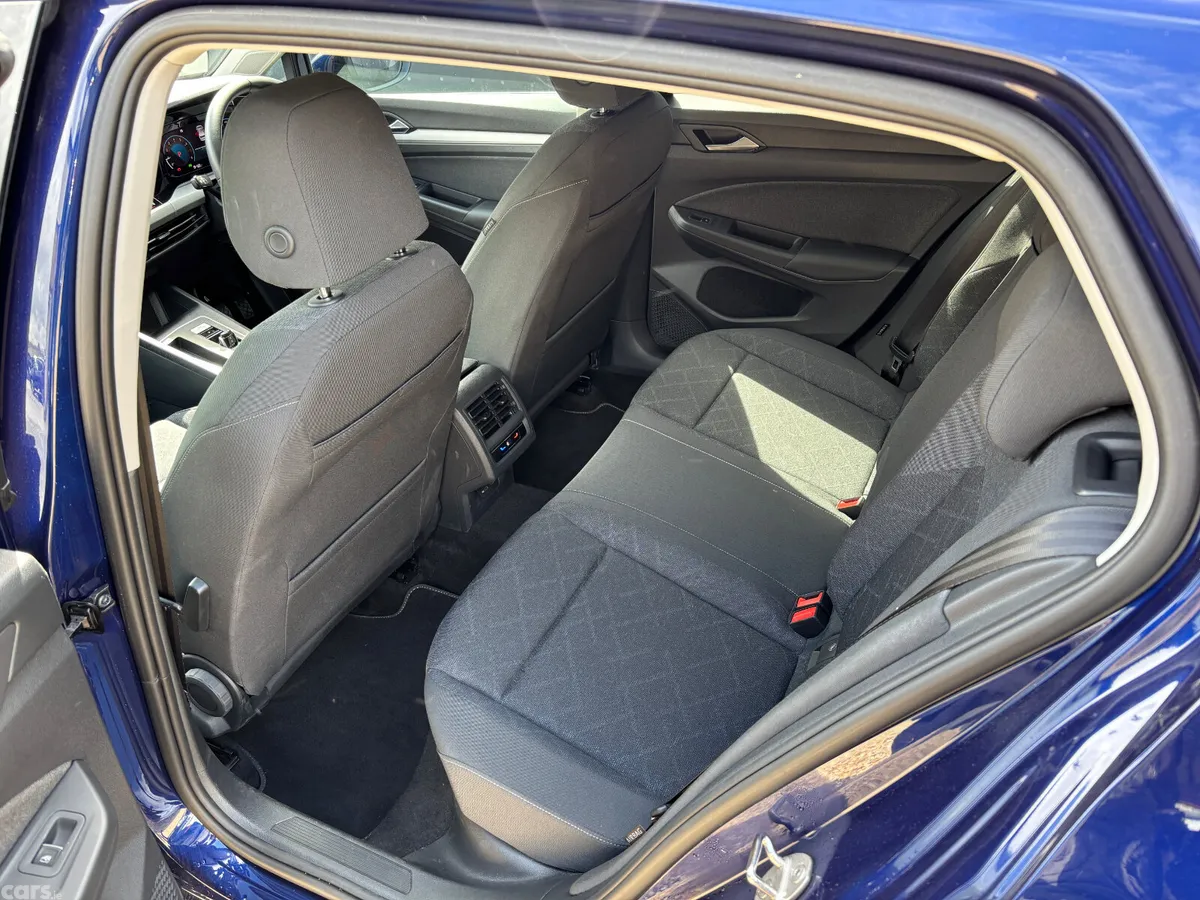 Volkswagen Golf Hatchback, Petrol Hybrid, 2024, Blue