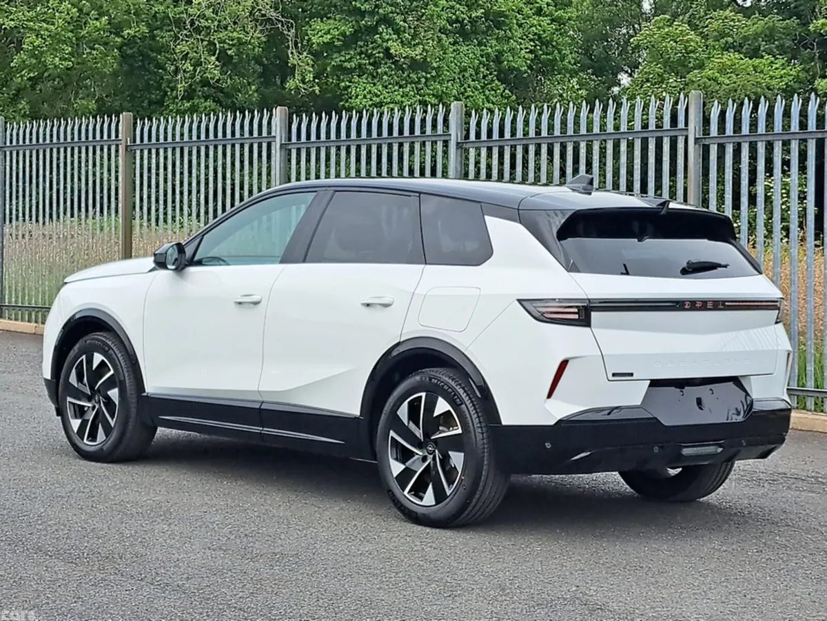 Opel Grandland SUV, Electric, 2027, White