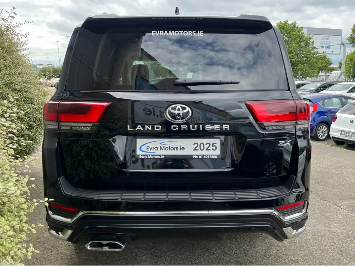 Toyota Land Cruiser SUV, Diesel, 2025, Black