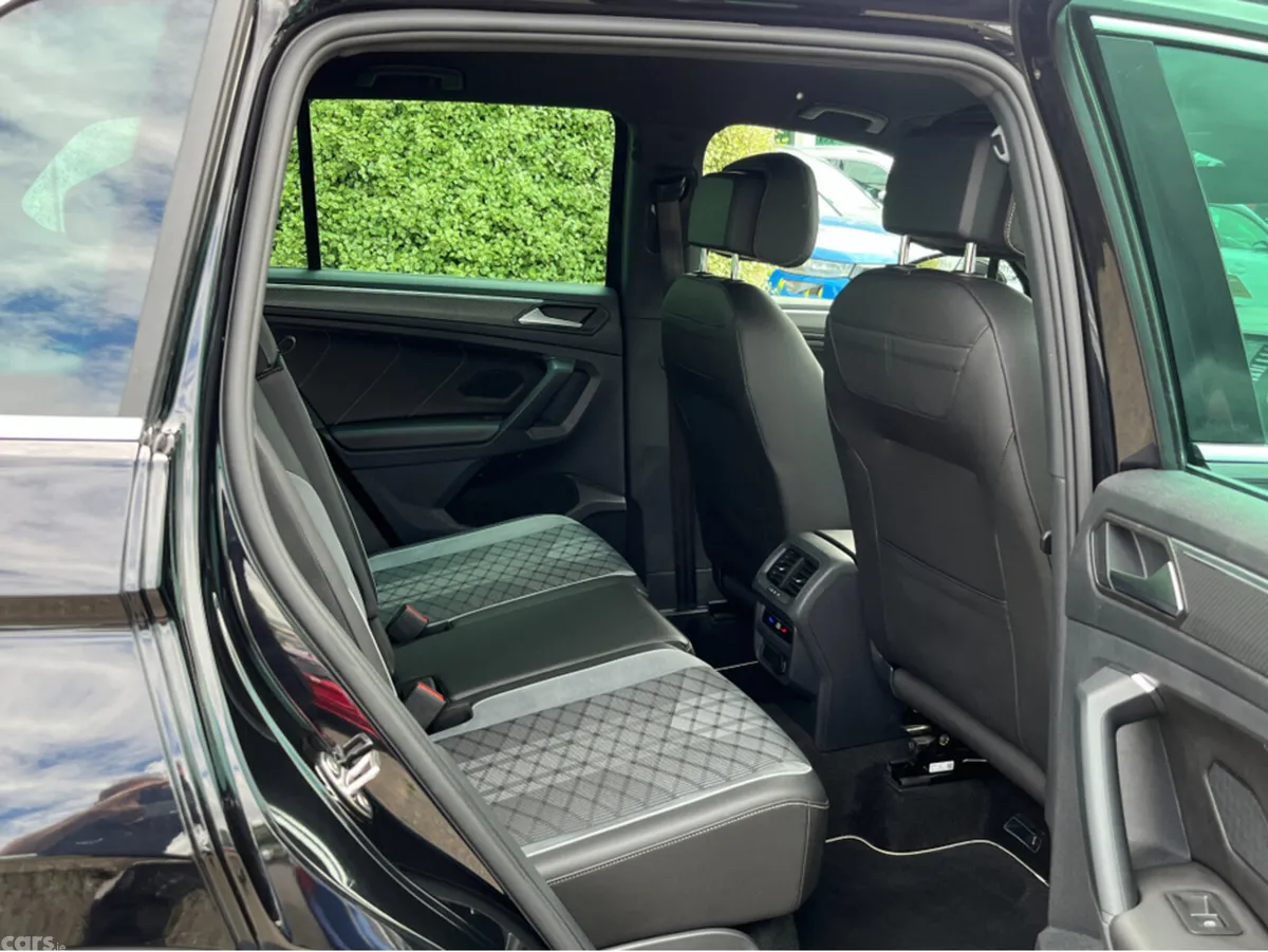 Volkswagen Tiguan SUV, Diesel, 2023, Black