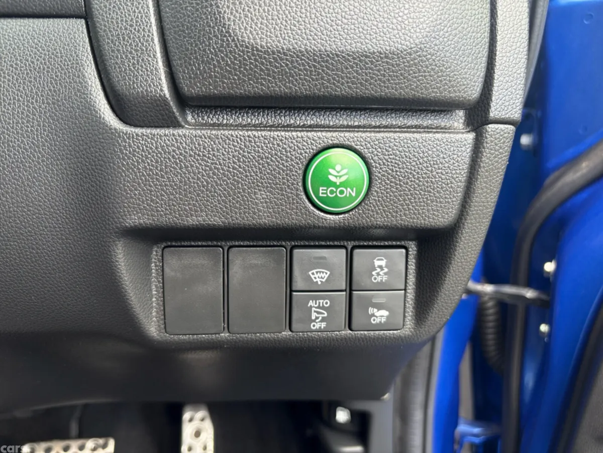 Honda Fit Hatchback, Petrol Hybrid, 2016, Blue