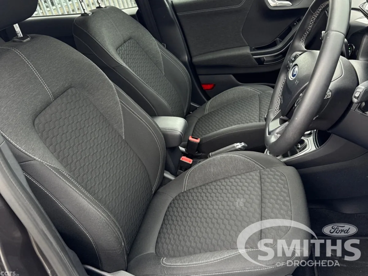 Ford Puma MPV, Petrol Hybrid, 2022, Grey