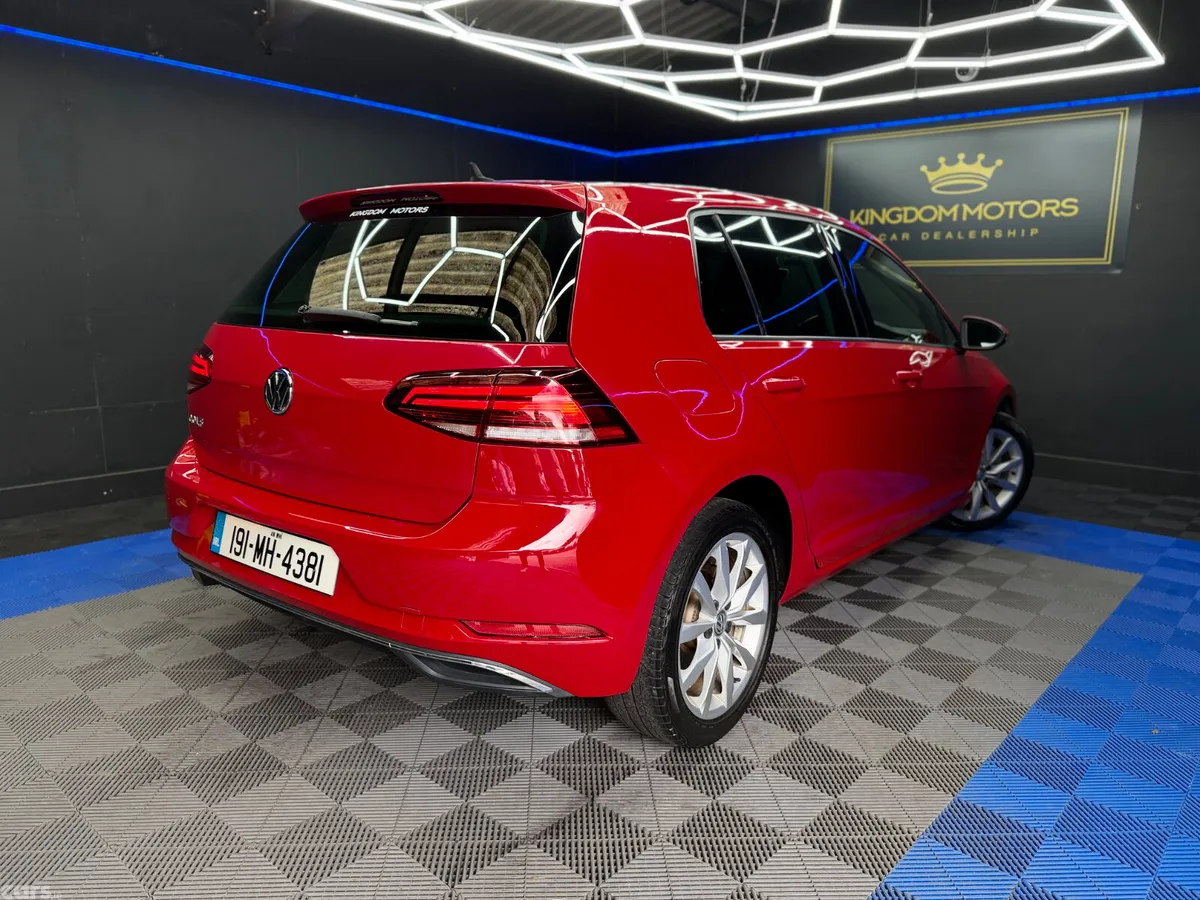 Volkswagen Golf Hatchback, Petrol, 2019, Red