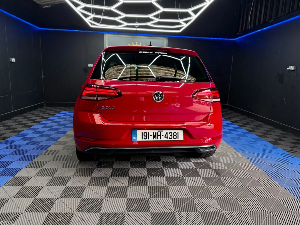 Volkswagen Golf Hatchback, Petrol, 2019, Red
