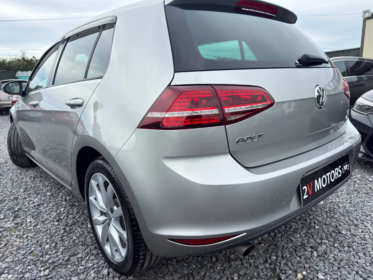 Volkswagen Golf Hatchback, Petrol, 2017, Silver