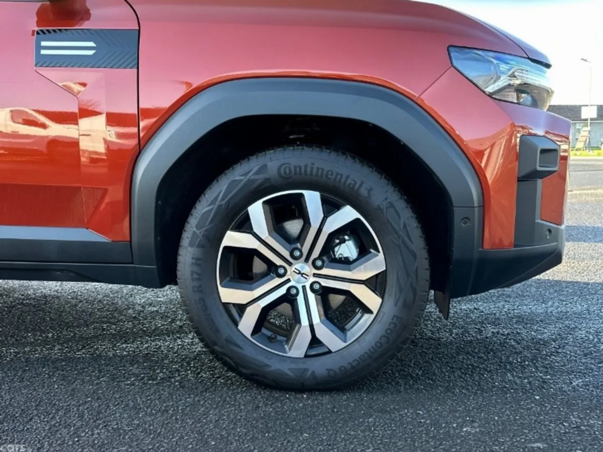 Dacia Bigster SUV, Petrol Hybrid, 2026, Orange