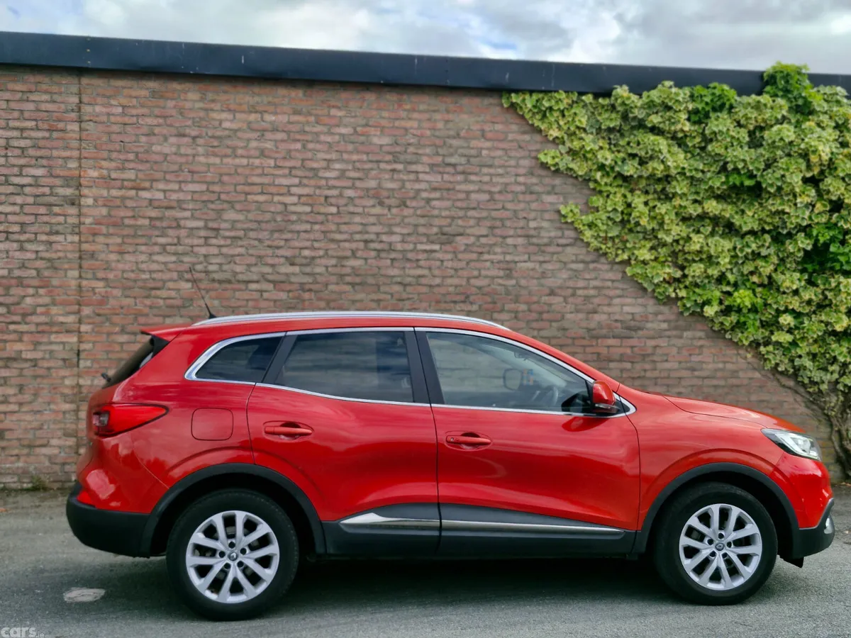 Renault Kadjar SUV, Diesel, 2016, Red