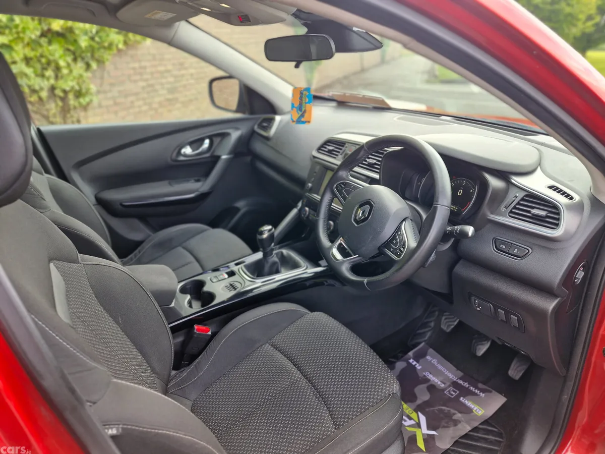 Renault Kadjar SUV, Diesel, 2016, Red