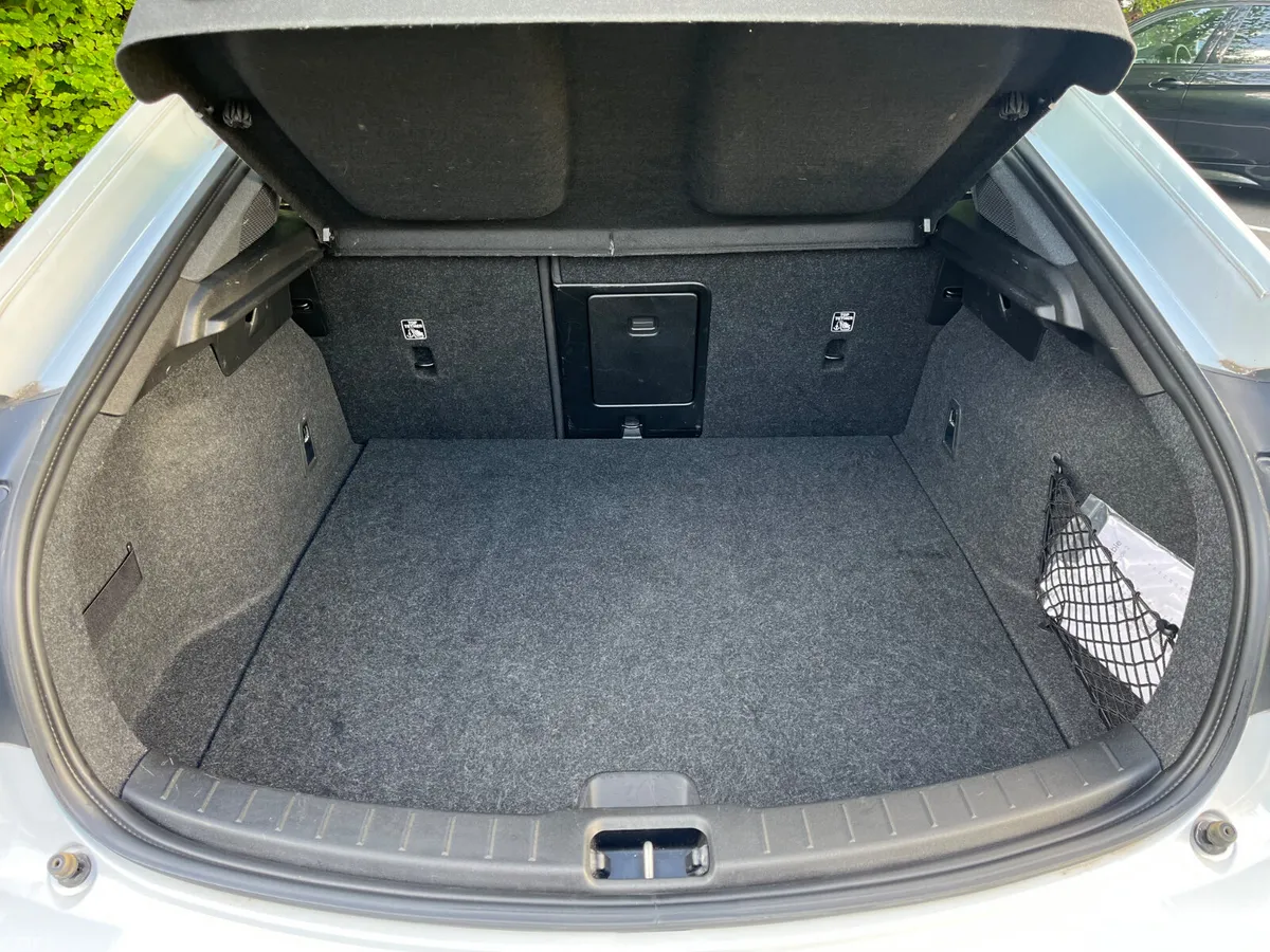 Polestar 2 Hatchback, Electric, 2023, Silver