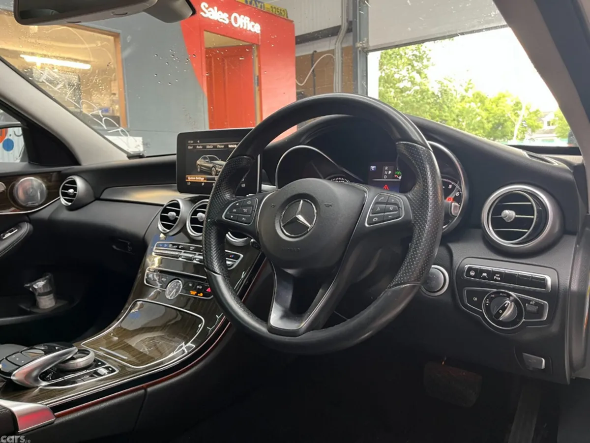 Mercedes-Benz C-Class Saloon, Petrol Plug-in Hybrid, 2017, White