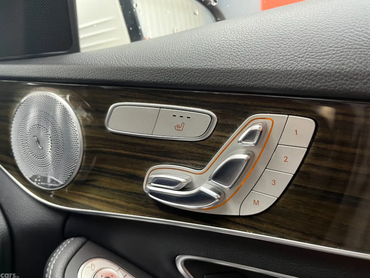 Mercedes-Benz C-Class Saloon, Petrol Plug-in Hybrid, 2017, White